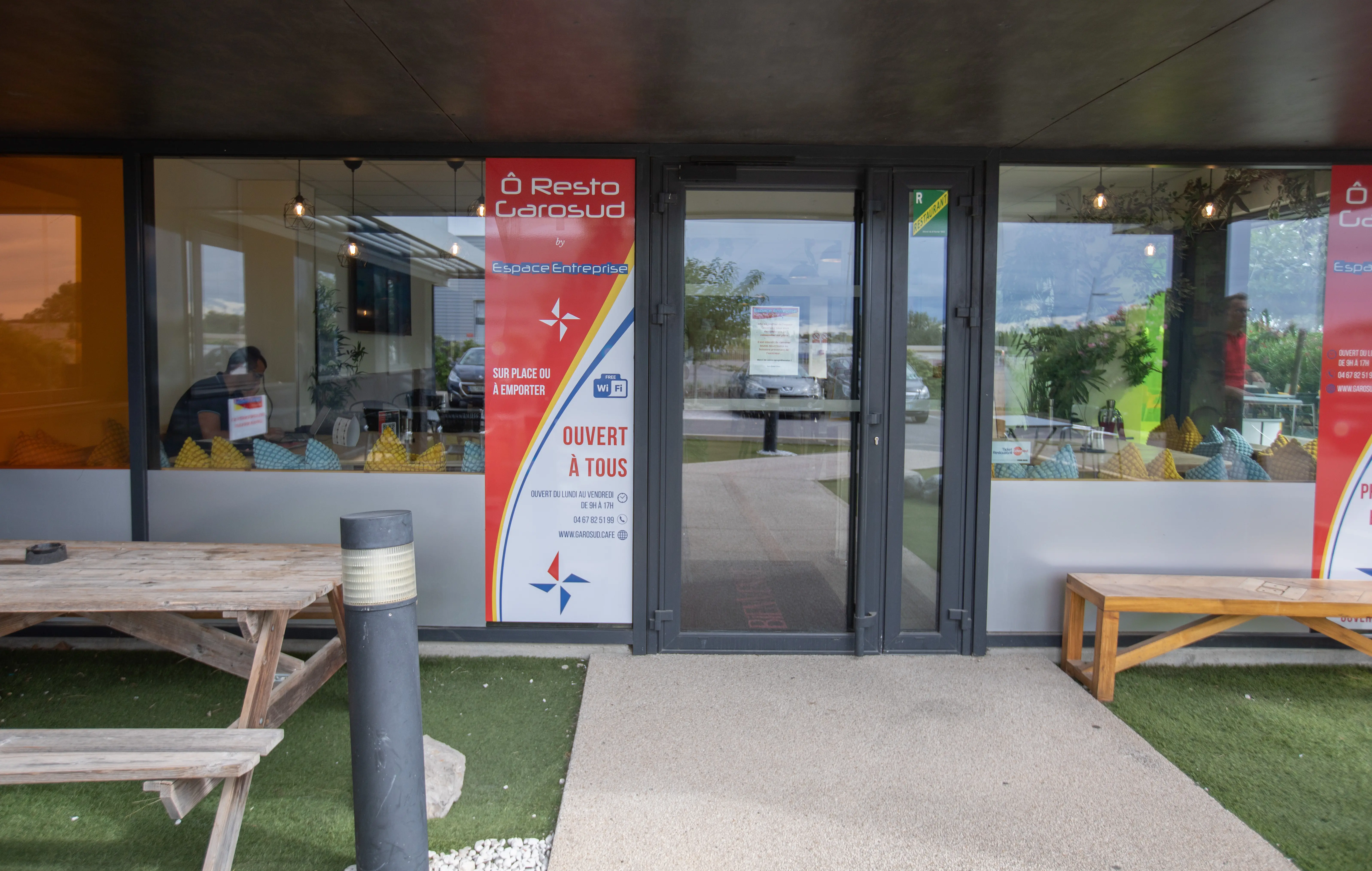 Entrée Ô Resto Garosud
