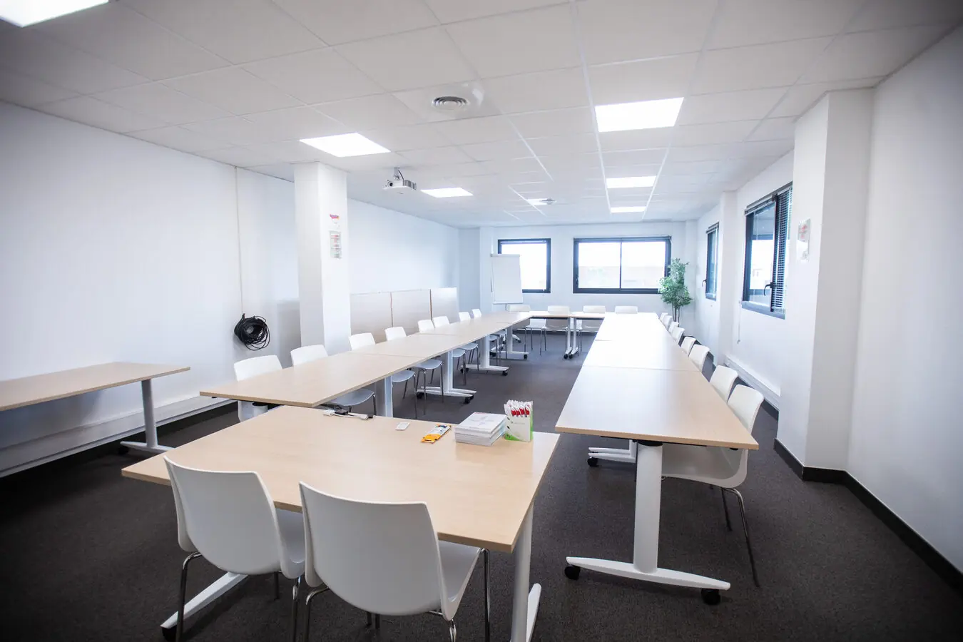 Salle réunion Garosud Montpellier équipée